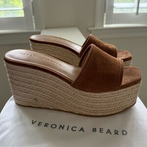 Brand new never worn Veronica beard espadrille wedges